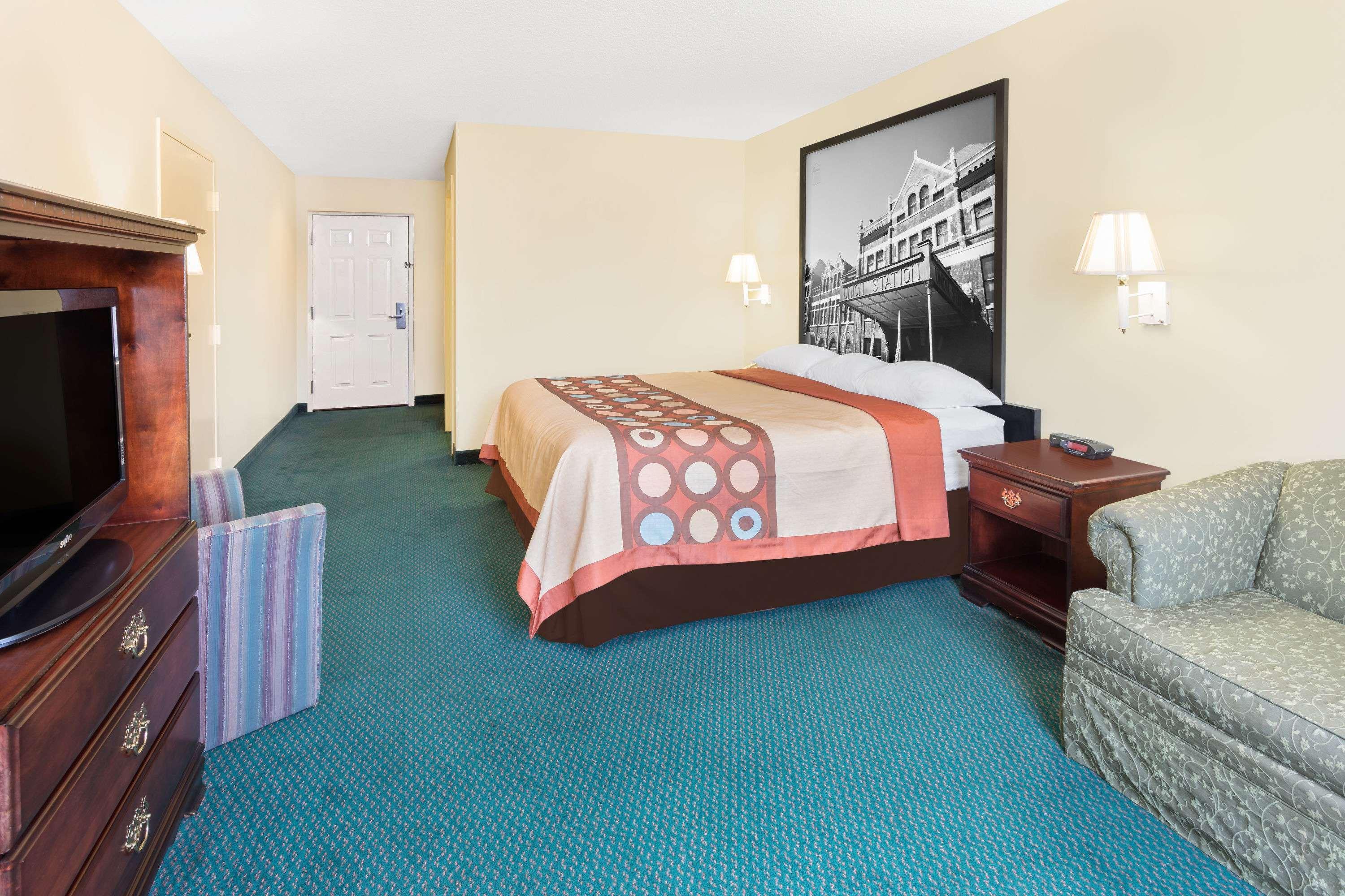 Super 8 By Wyndham Montgomery I-65 Exteriér fotografie