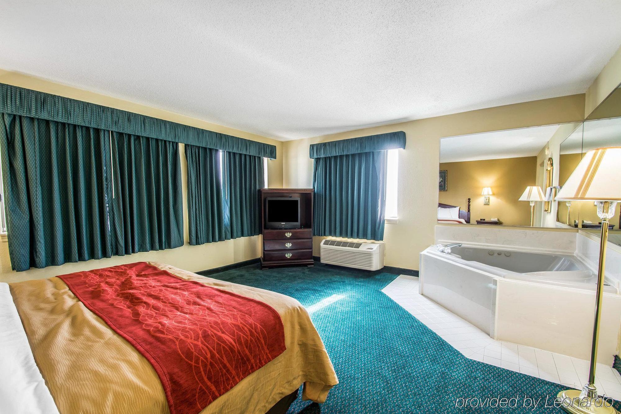 Super 8 By Wyndham Montgomery I-65 Exteriér fotografie