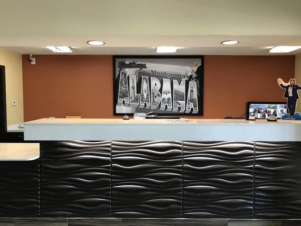 Super 8 By Wyndham Montgomery I-65 Exteriér fotografie